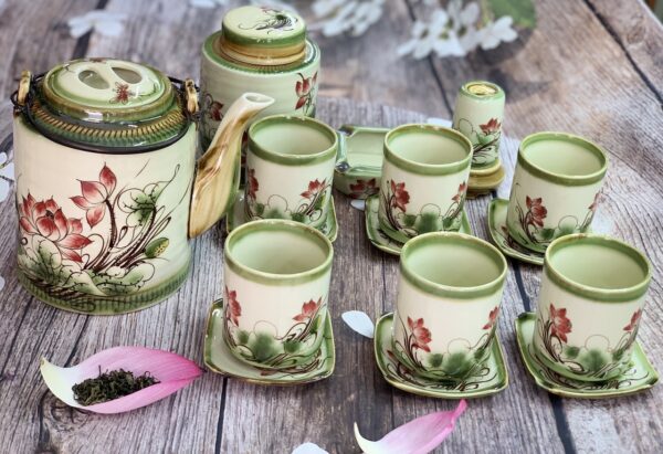 Bộ ấm tích họa tiết hoa sen thủ công sang trọng
